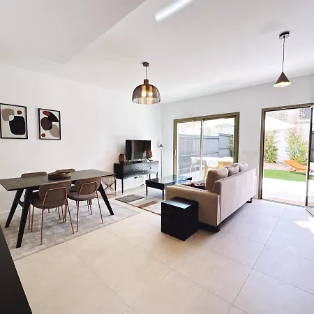 Apartment Moderne Tout Equipe. Marseille